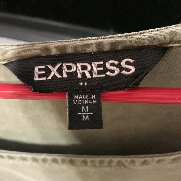 Express - Picture 2 of 4